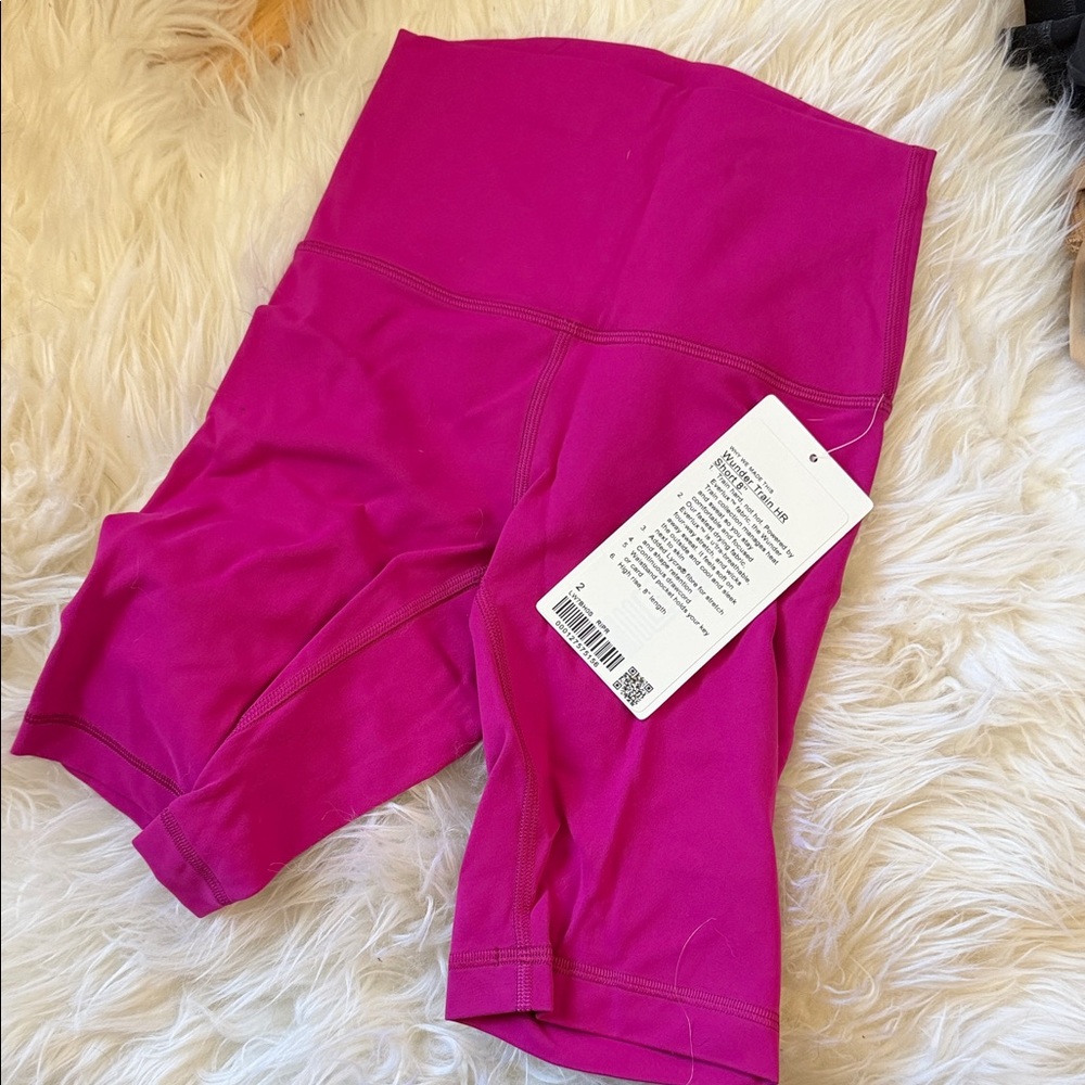BNWT Lululemon Women's Pink Athletic Shorts